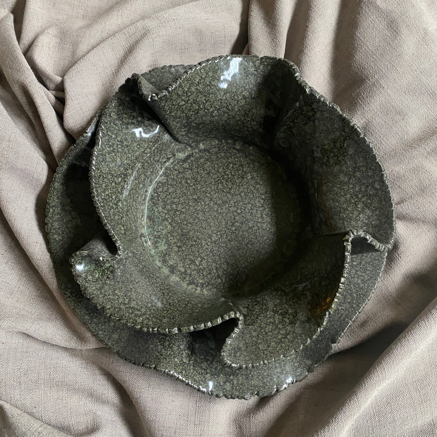 HAND MADE CERAMIC BOWL