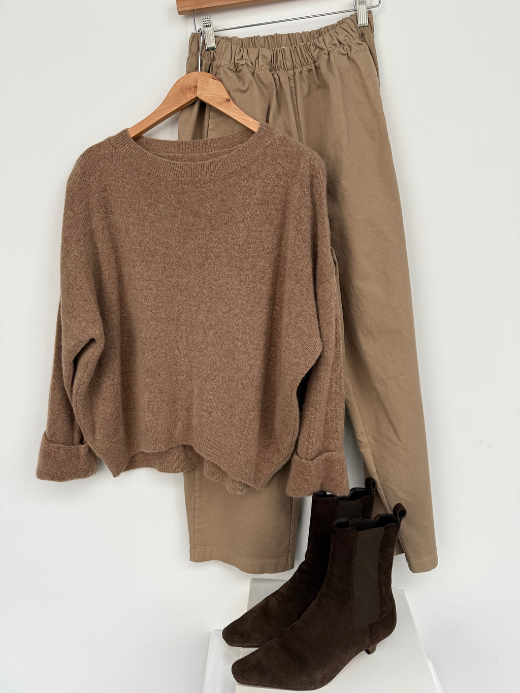 KNIT MARTY / AVAILABLE IN DIFFERENT COLORS