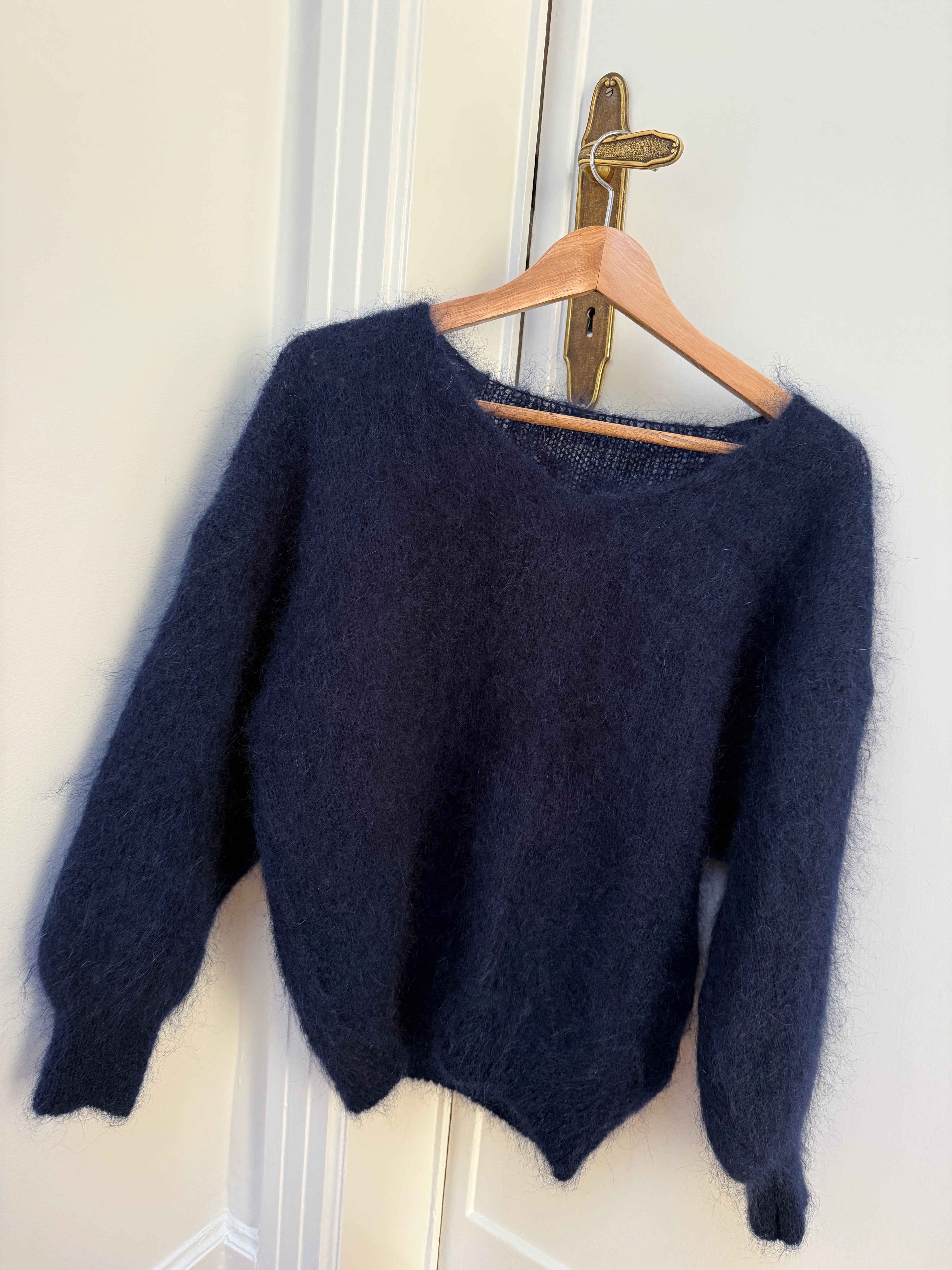 Small neck Mohair Knit, One Size (34-42), Normal Fit, New without tags