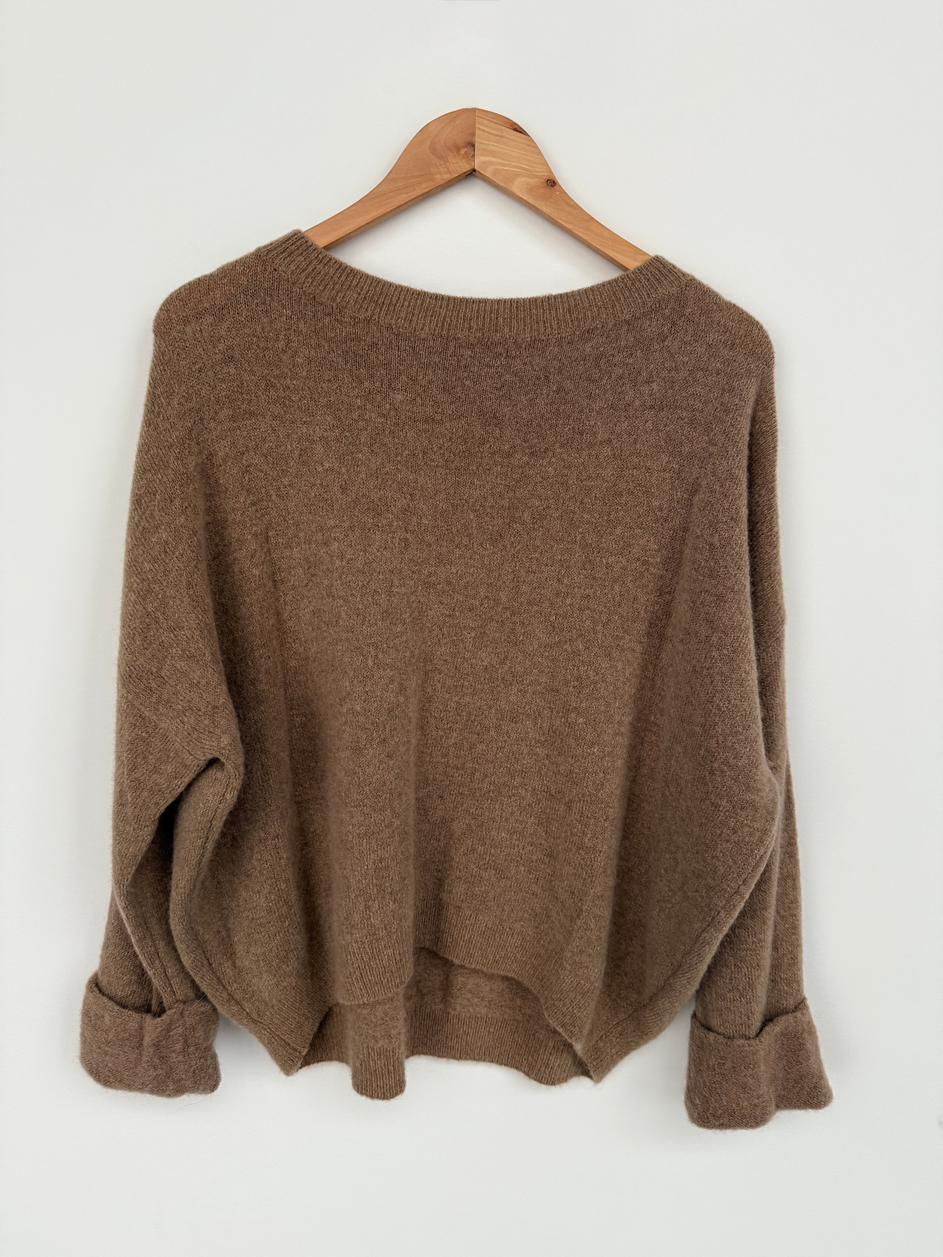 KNIT MARTY / AVAILABLE IN DIFFERENT COLORS