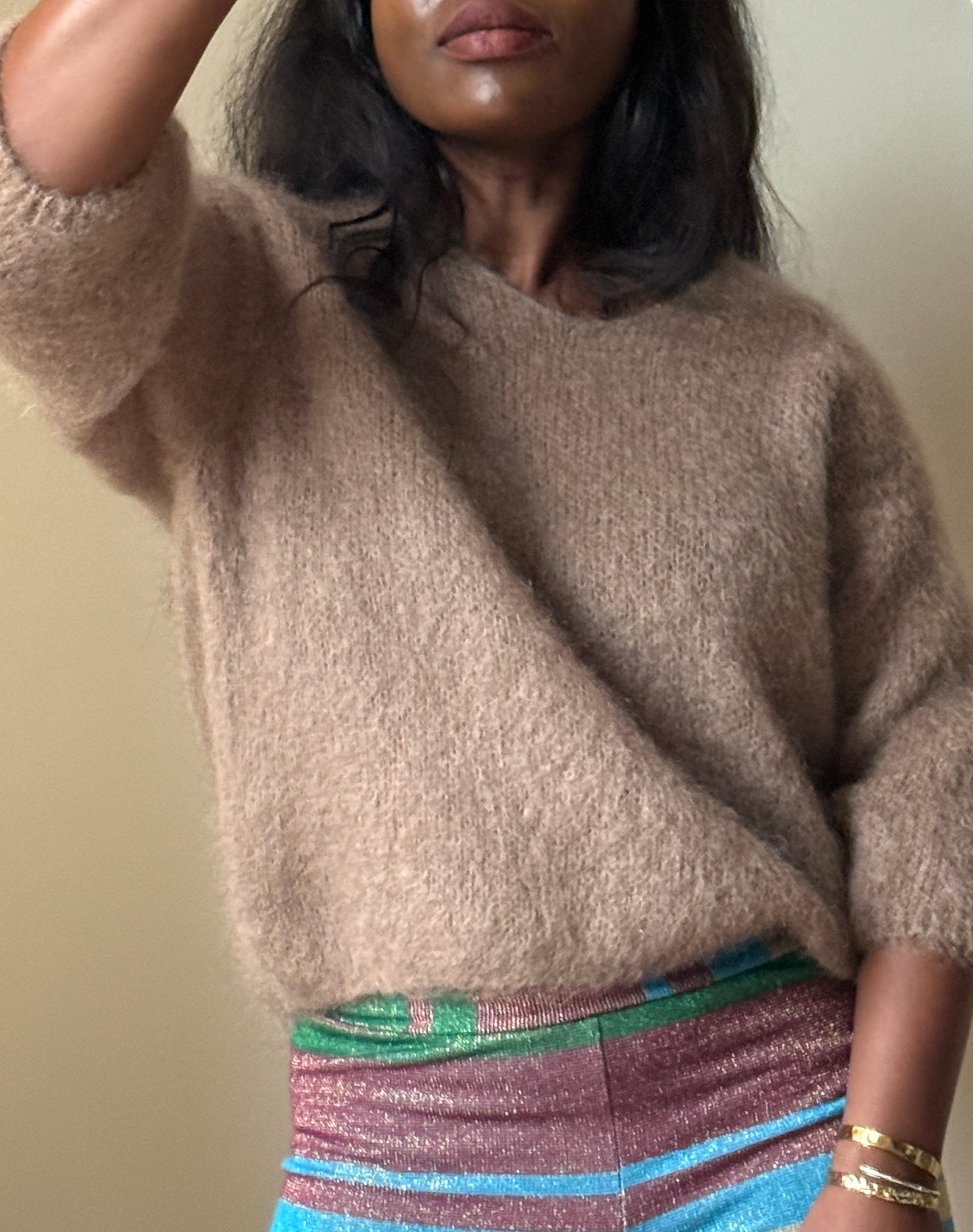 Small V neck Mohair Knit, with 3/4 Sleeveles, One size (34-42), Normal Fit, New without Tags