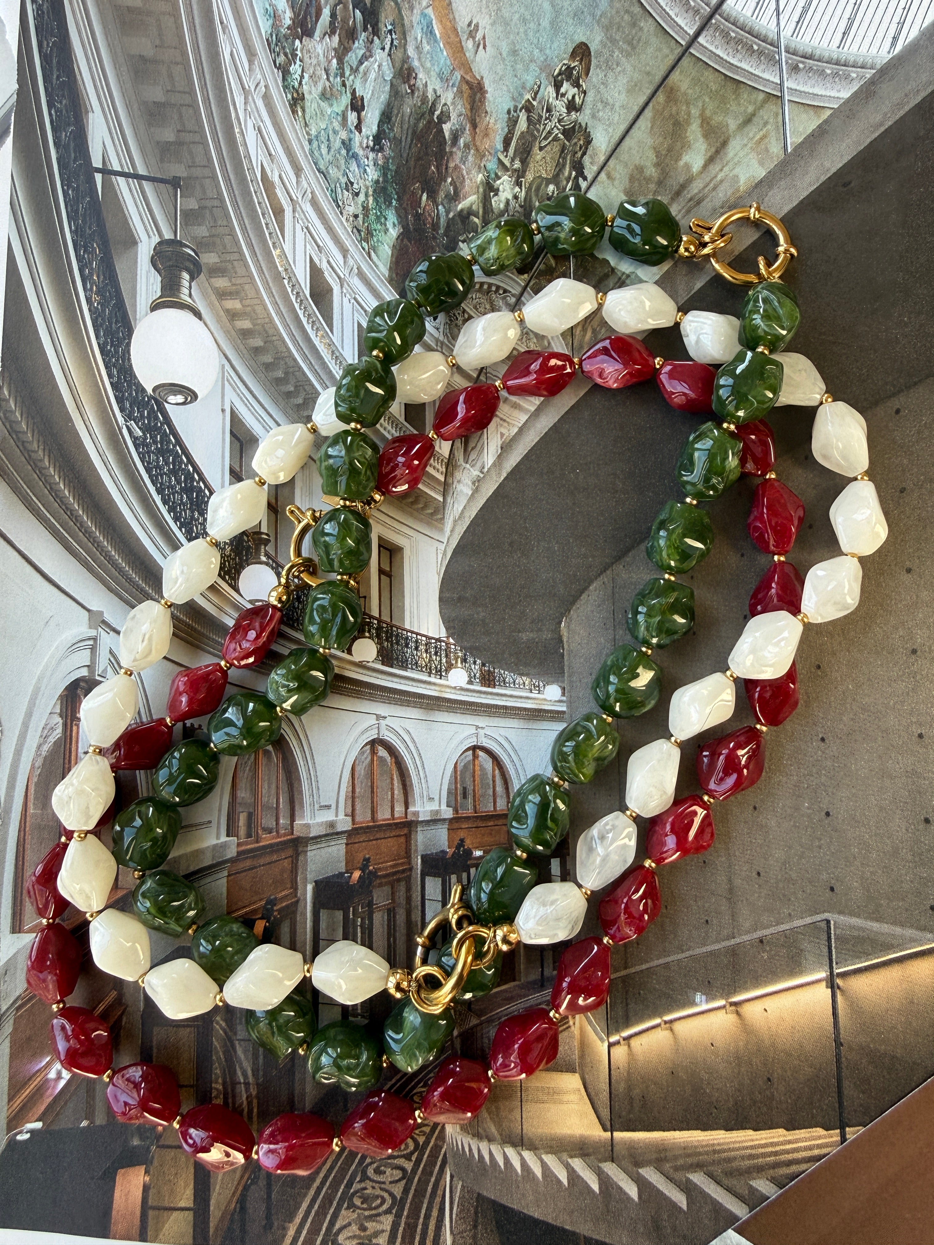 COLLIER PICHA / AVAILABLE IN DIFFERENT COLORS