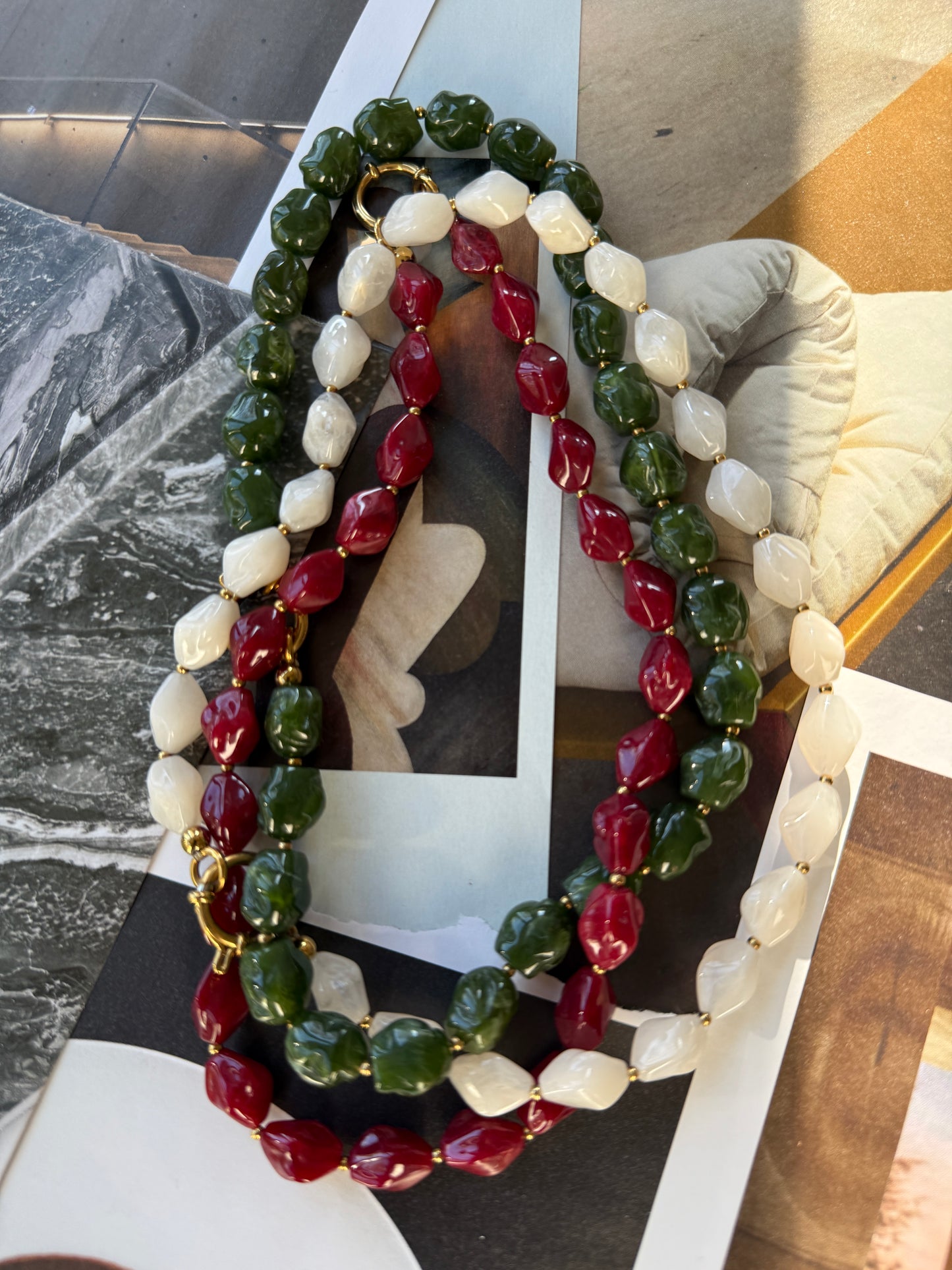 COLLIER PICHA / 40CM/ AVAILABLE IN 3 DIFFERENT COLORS