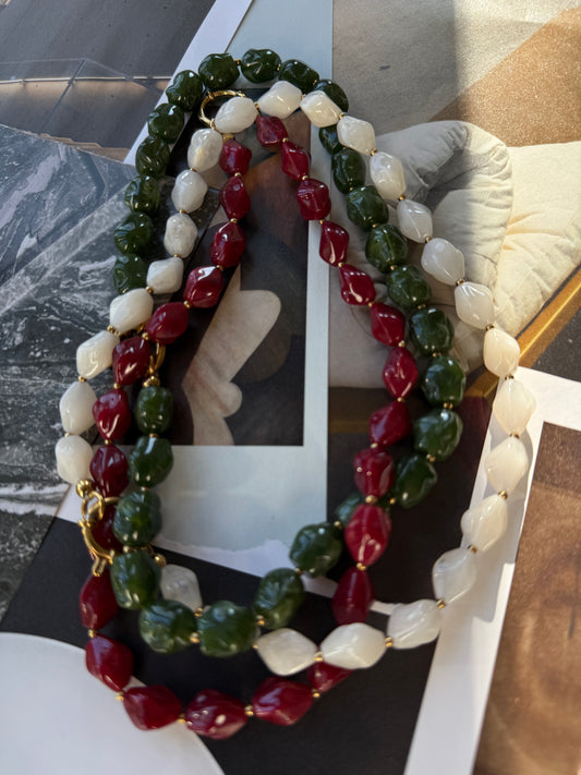 COLLIER PICHA / 40CM/ AVAILABLE IN 3 DIFFERENT COLORS