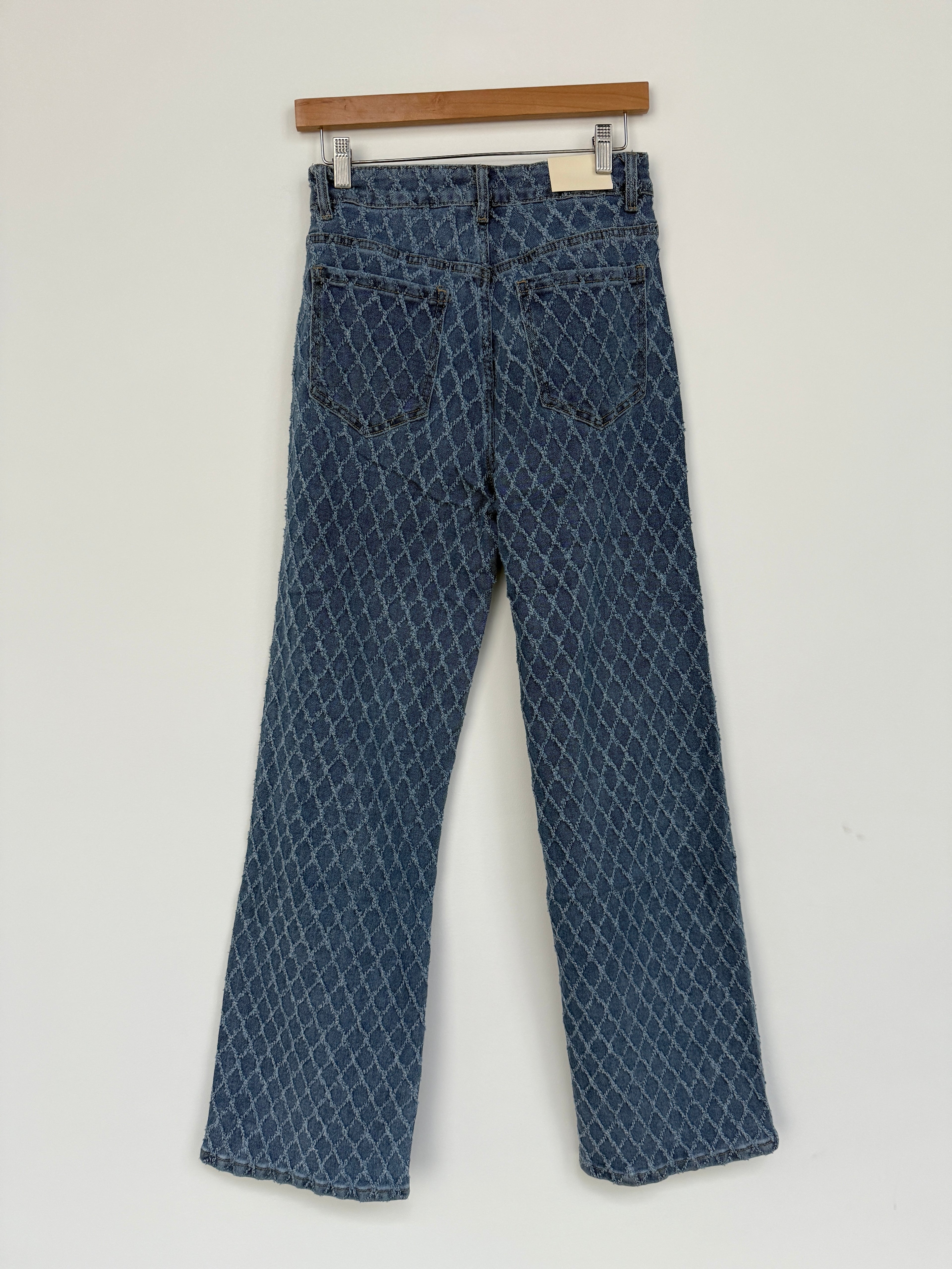 Jeans with Motifs, Button closure and zip, two side front pockets and two back pockets, belt loops, Normal Fit, Available in Different Sizes