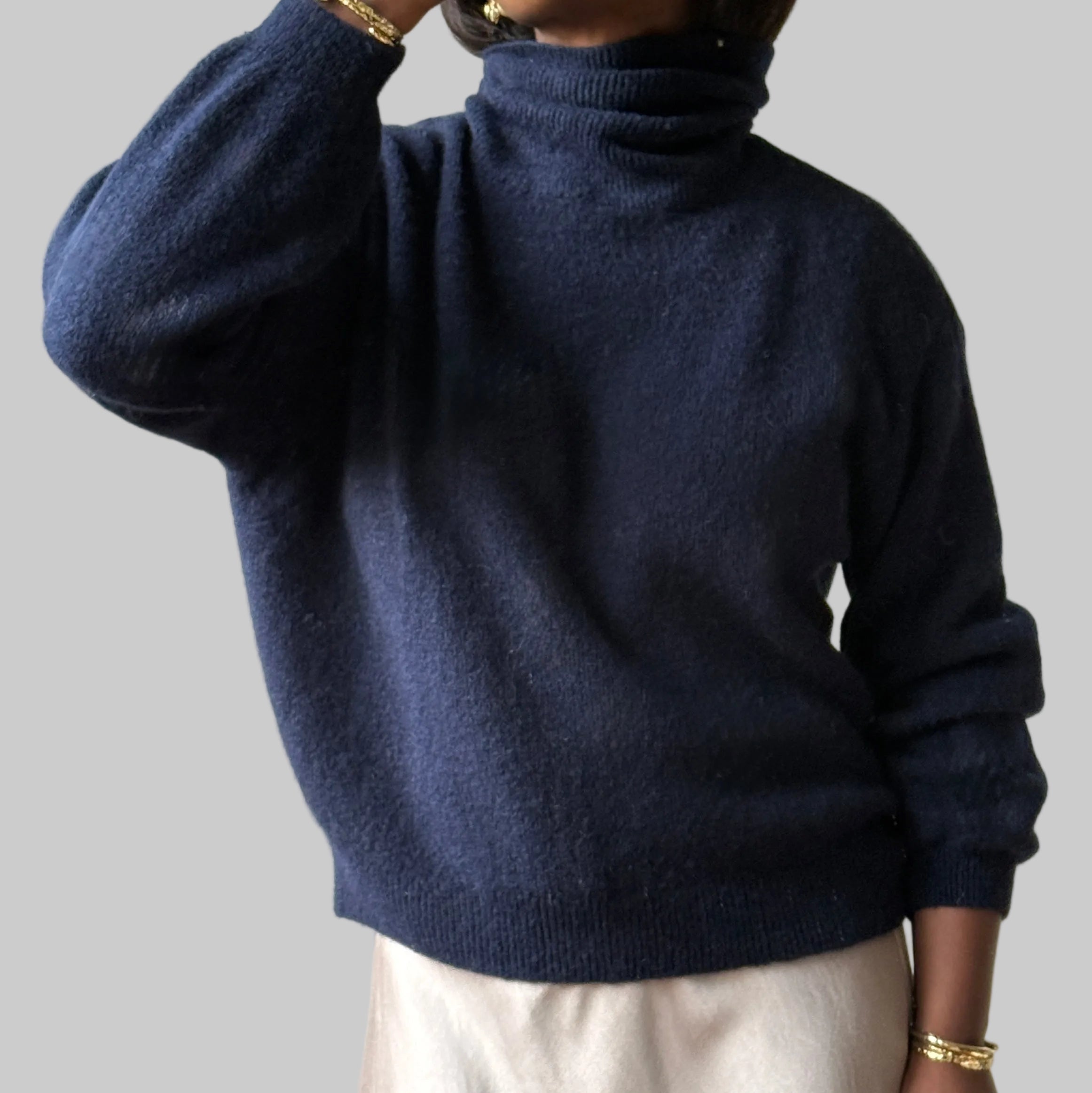 Turtleneck Knit, One Size (34-42), Normal Fit, New without tags