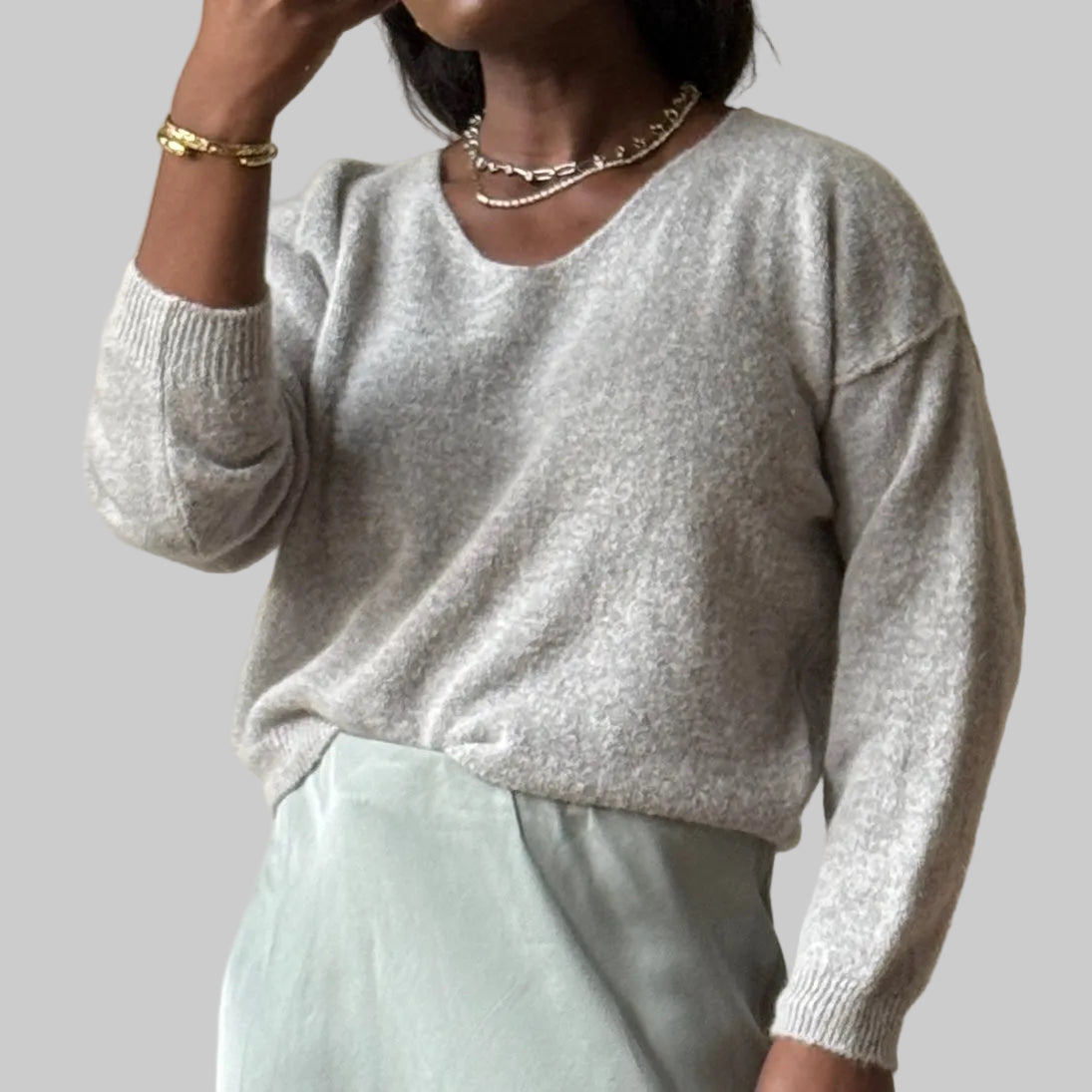 V neck knit, One Size (34-40), Normal Fit, New without Tags